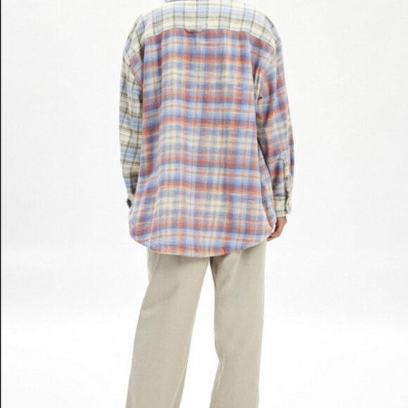 BDG Dani Oversized Flannel Shirt Light Blue Top Buttondown Jacket XS - Picture 2 of 5